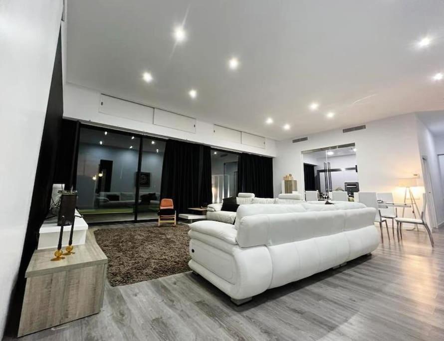 Luxury House Del Delta Villa Делтебре Екстериор снимка